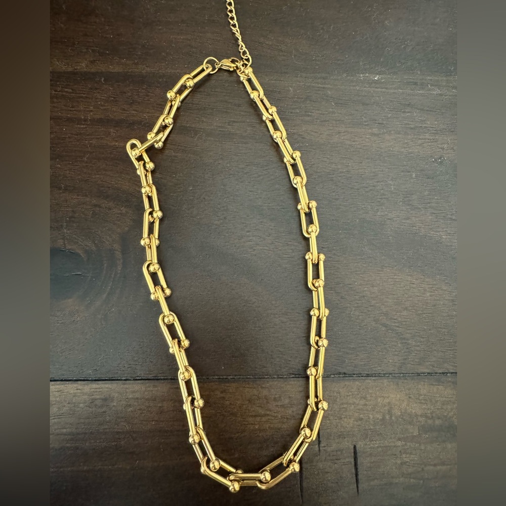 Chain Link Gold Necklace